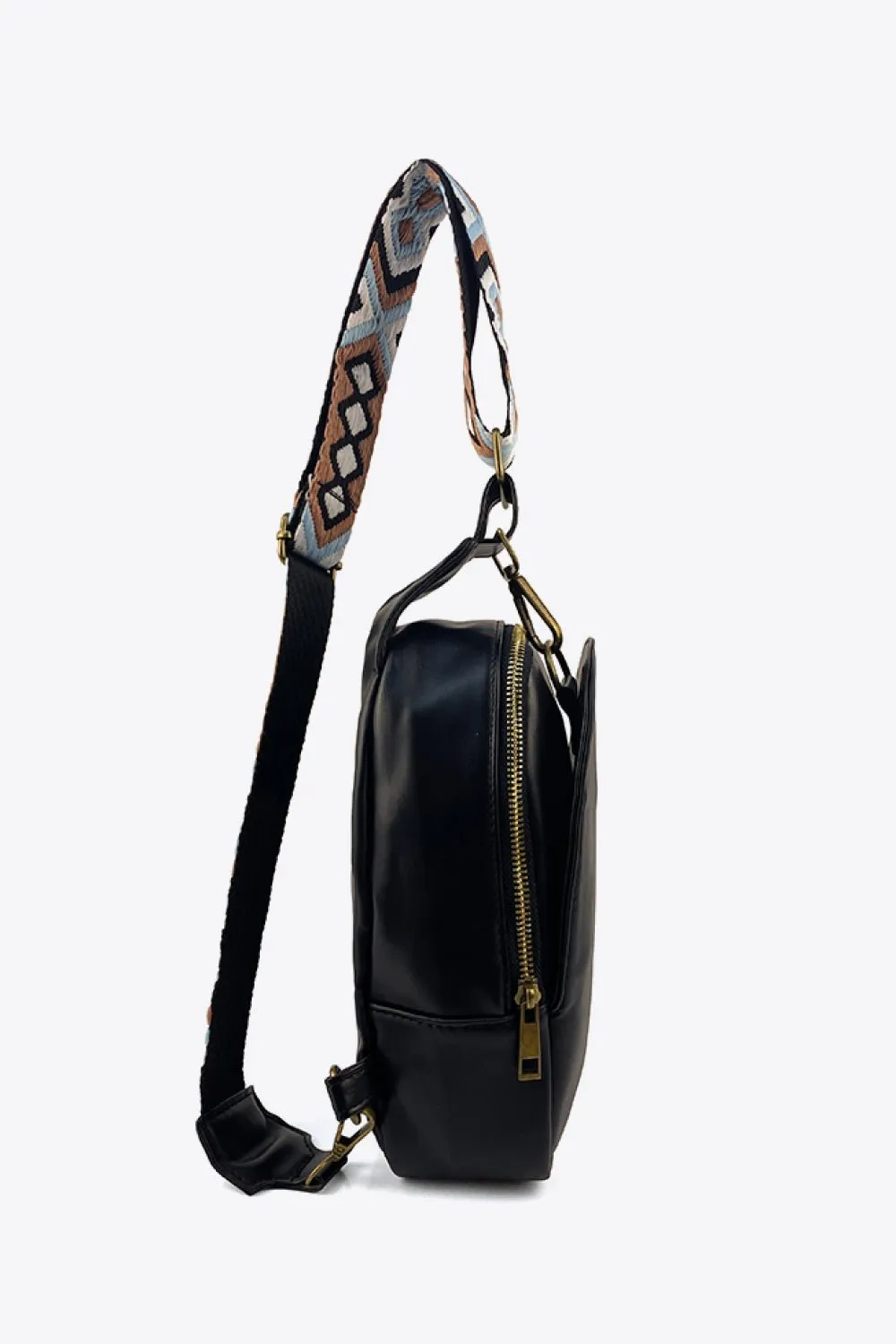 Quinn™ | Adjustable Strap Leather Sling Bag